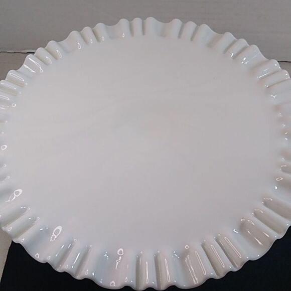 Vintage Beautiful Thumbprint Footed Cake Pedestal Cake Stand Cottagecore - Picture 3 of 7